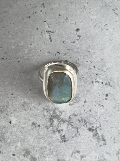 Chunky Rustic Labradorite Ring - Size 7.5