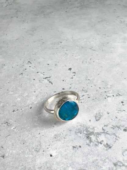 Neon Apatite Ring - Size 7