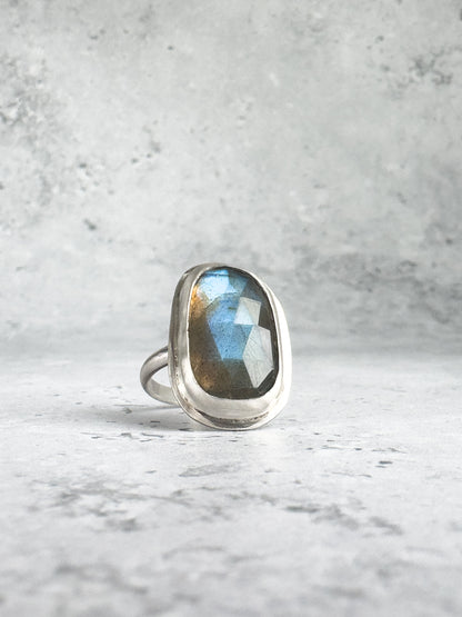 Chunky Rustic Labradorite Ring - Size 7.5