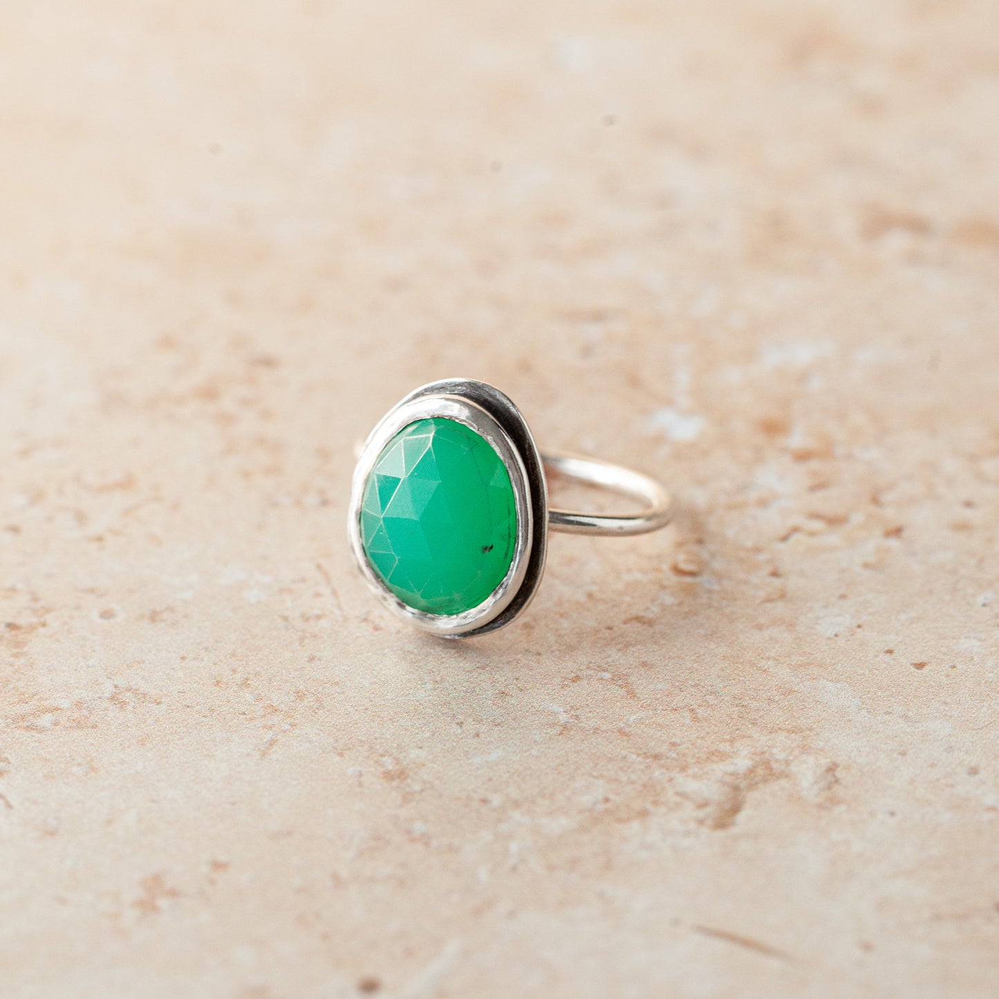 Minty Chrysoprase Ring - Size 10