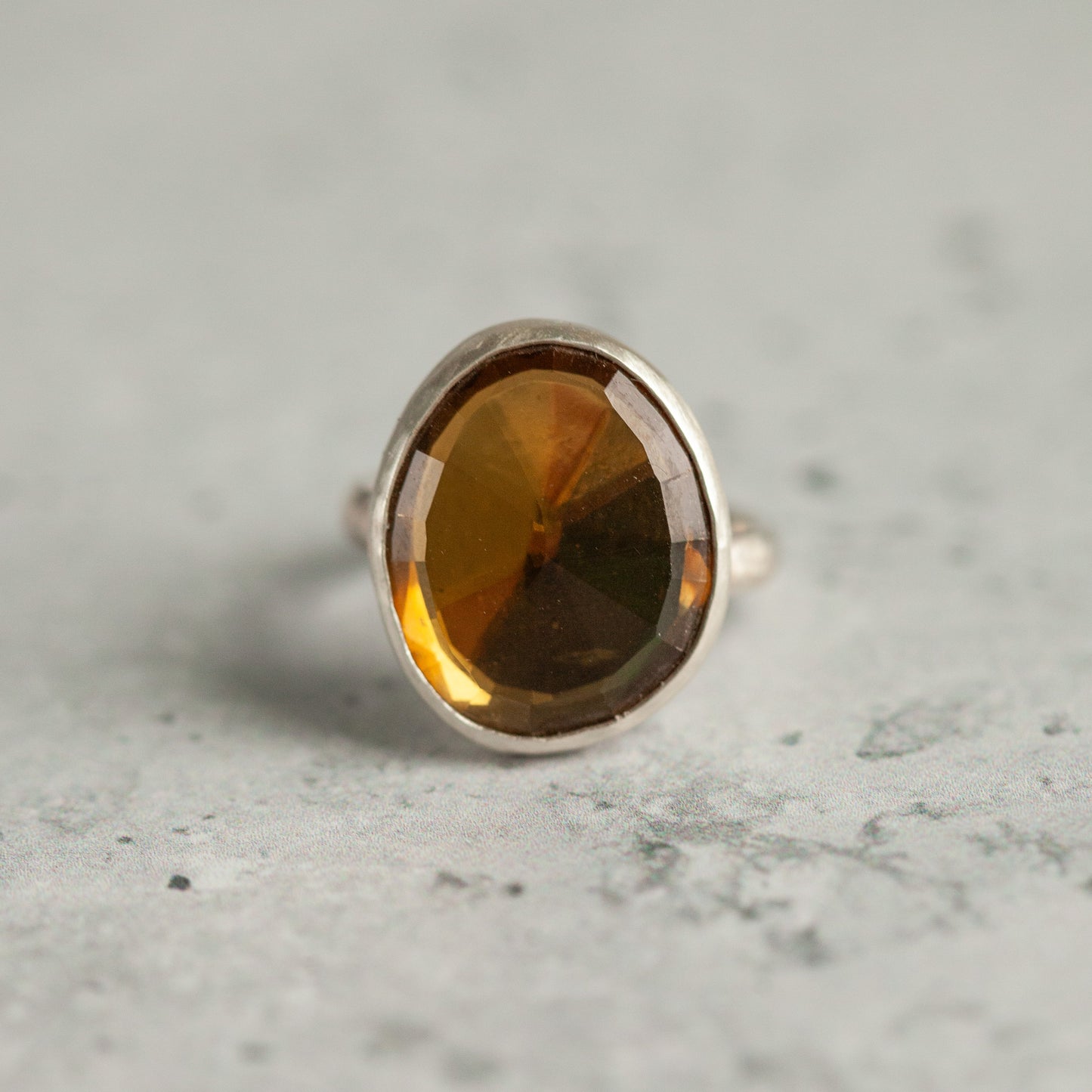 Beer Quartz Ring - Size 5