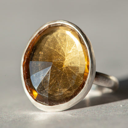 Beer Quartz Ring - Size 5